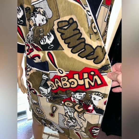 Vintage Sen Collection, comic strips robe. Fits btwn S-L - Picture 5 of 7